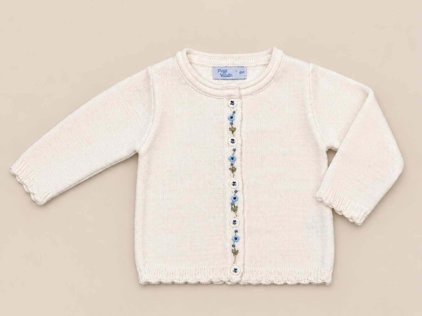 Cardigan Bordado à Mão — Frente