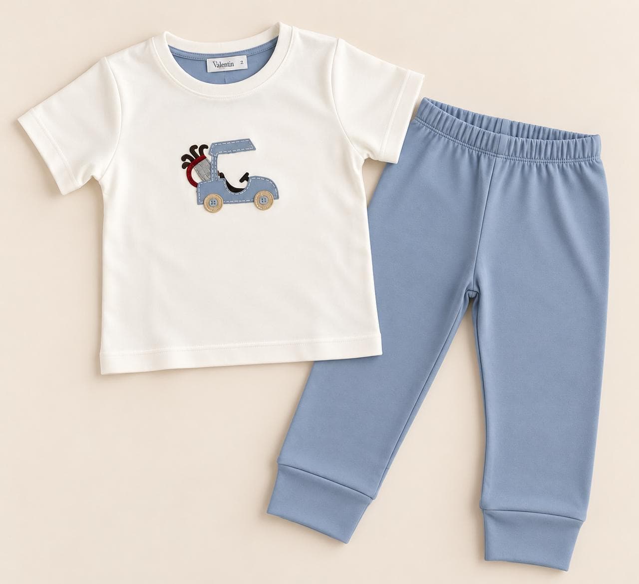 Pijama Carrinho — Azul — Camiseta com carrinho e calça azul
